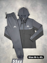 Load image into Gallery viewer, Tracksuit men