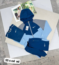 Load image into Gallery viewer, T-shirt