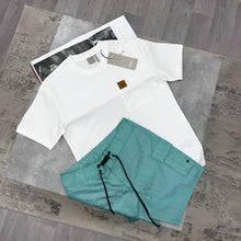 Load image into Gallery viewer, T-shirt