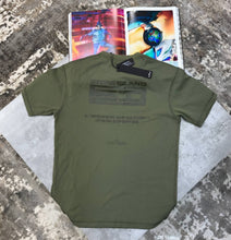 Load image into Gallery viewer, T-shirt