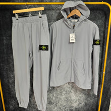 Load image into Gallery viewer, Tracksuit