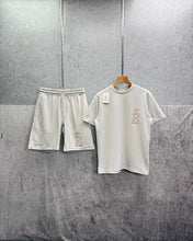 Load image into Gallery viewer, T-shirt