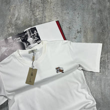 Load image into Gallery viewer, T-shirt