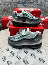 Load image into Gallery viewer, Shoes