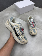 Load image into Gallery viewer, Shoes