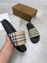 Load image into Gallery viewer, Slipper