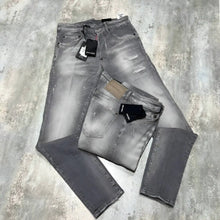 Load image into Gallery viewer, Jeans