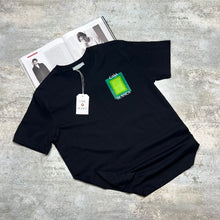 Load image into Gallery viewer, T-shirt