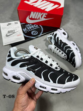 Load image into Gallery viewer, Shoes