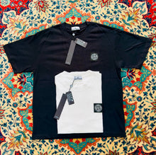 Load image into Gallery viewer, Tshirt