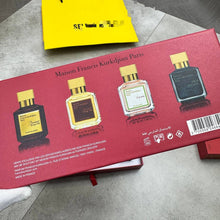 Load image into Gallery viewer, Perfume
