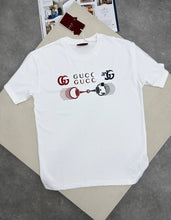 Load image into Gallery viewer, Tshirt