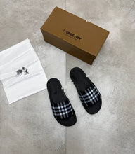Load image into Gallery viewer, Slipper