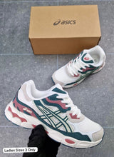 Load image into Gallery viewer, Shoes