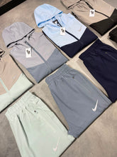 Load image into Gallery viewer, Tracksuit men