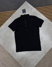 Load image into Gallery viewer, T-shirt