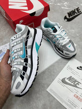 Load image into Gallery viewer, Shoes women