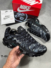Load image into Gallery viewer, Shoes