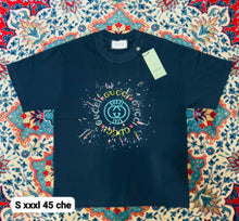 Load image into Gallery viewer, Tshirt
