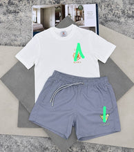 Load image into Gallery viewer, T-shirt