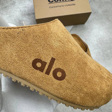 Load image into Gallery viewer, Slipper