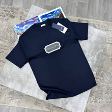 Load image into Gallery viewer, T-shirt