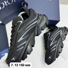Load image into Gallery viewer, Shoes