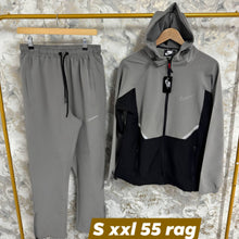 Load image into Gallery viewer, Tracksuit