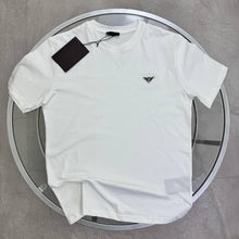 Load image into Gallery viewer, T-shirt