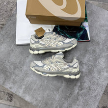 Load image into Gallery viewer, Shoes