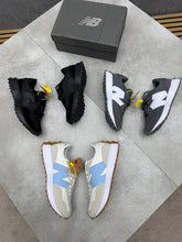 Load image into Gallery viewer, Shoes