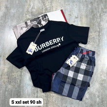 Load image into Gallery viewer, T-shirt