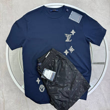 Load image into Gallery viewer, Tshirt
