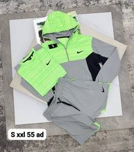 Load image into Gallery viewer, Tshirt