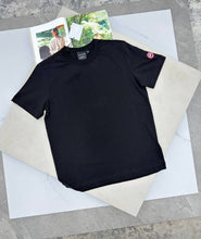 Load image into Gallery viewer, T-shirt