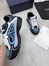 Load image into Gallery viewer, Shoes