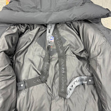 Load image into Gallery viewer, Jacket