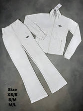 Load image into Gallery viewer, Tracksuit women