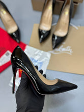 Load image into Gallery viewer, Heel