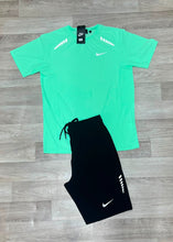 Load image into Gallery viewer, Tshirt