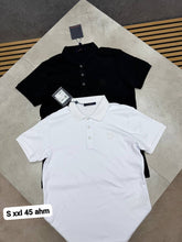 Load image into Gallery viewer, T-shirt