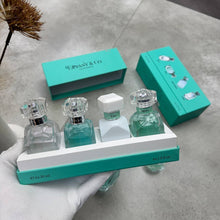 Load image into Gallery viewer, Perfume