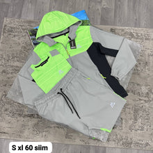 Load image into Gallery viewer, Tshirt