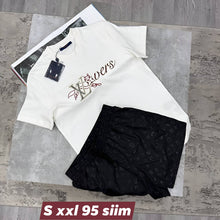Load image into Gallery viewer, T-shirt
