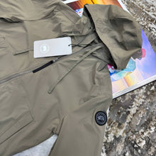 Load image into Gallery viewer, Jacket