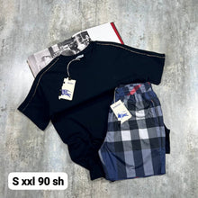Load image into Gallery viewer, T-shirt