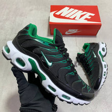 Load image into Gallery viewer, Shoes