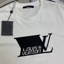 Load image into Gallery viewer, Tshirt