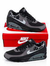 Load image into Gallery viewer, Shoes