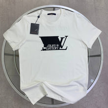 Load image into Gallery viewer, Tshirt